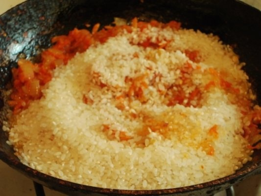 Pilaf cu muschi de porc la cuptor