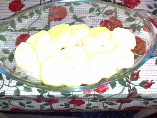 Musaca de cartofi cu carne tocata