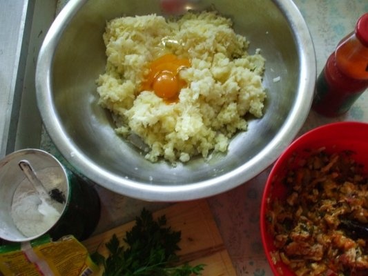 Rulada de cartofi cu carne