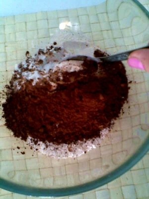 Chec cu nucsoara si banane