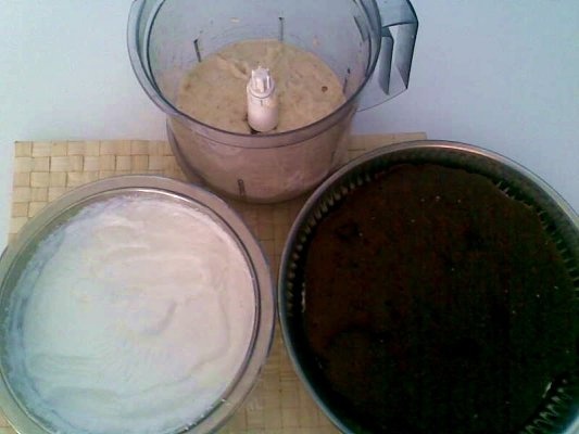 Chec cu nucsoara si banane