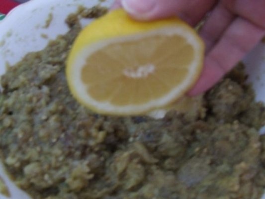 Salata de vinete cu oua si masline