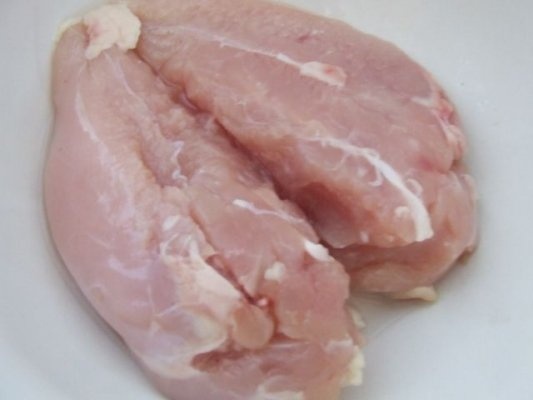 Piept de pui bastonase