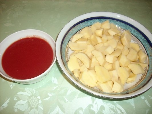 Tocanita de cartofi cu scarita afumata