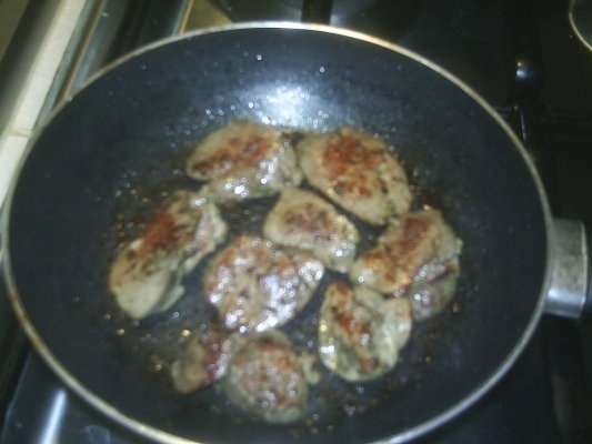 FICATEI DE PASARE LA GRATAR