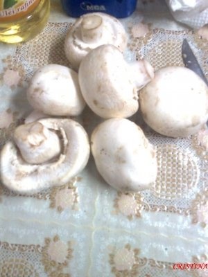 Pulpe de pui cu ciuperci