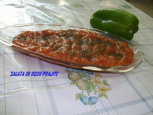 Salata de rosii,prajite
