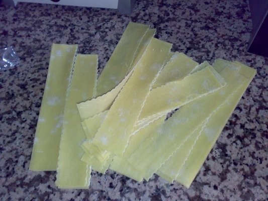 Maltagliate cu dovlecei si fructe de mare