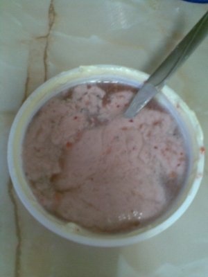 TORT DE CAPSUNI SI CIRESE