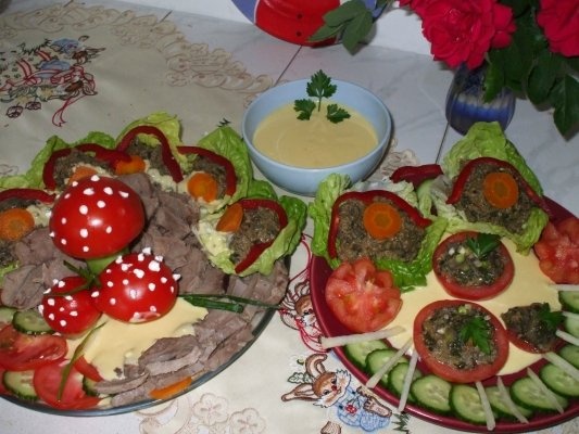 Limba rasol cu ciuperci si sos