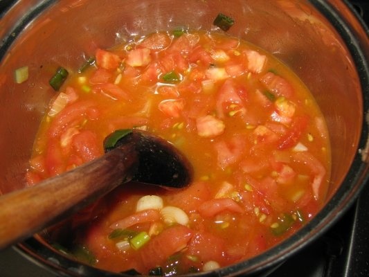 Creveti pe pat de rosii