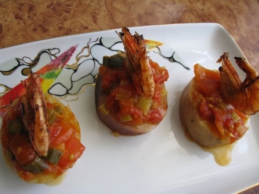 Creveti pe pat de rosii