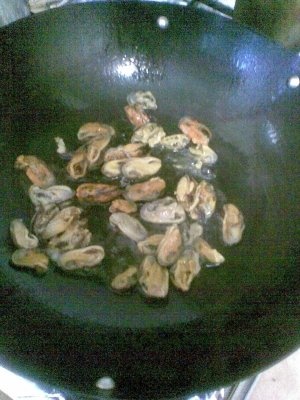 PAELLE CU FRUCTE DE MARE