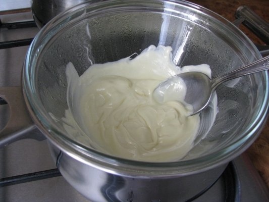 Tort cu spuma de capsuni