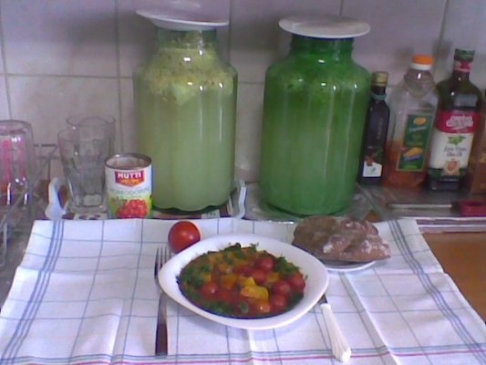 Mancare de dovlecel cu rosii Cherry