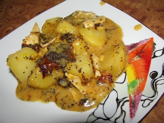 Cartofi copti cu camembert si mac