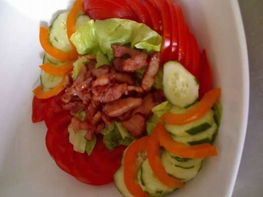 Salata  cu bacon bits