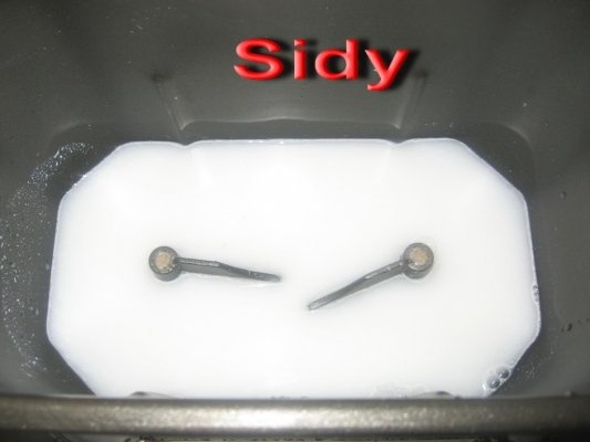 Paine facuta in masina de paine