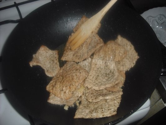 CARNE DE PORC IN SOS DE ROSII