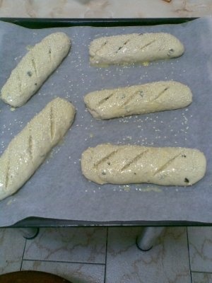 PAINE DIN FAINA DE OVAZ INTEGRAL CU MASLINE