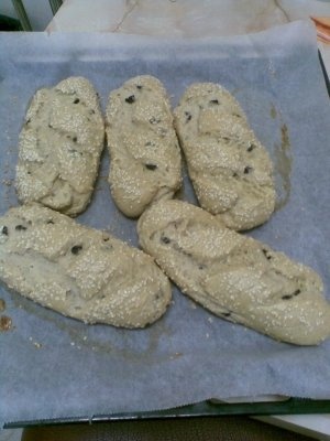 PAINE DIN FAINA DE OVAZ INTEGRAL CU MASLINE