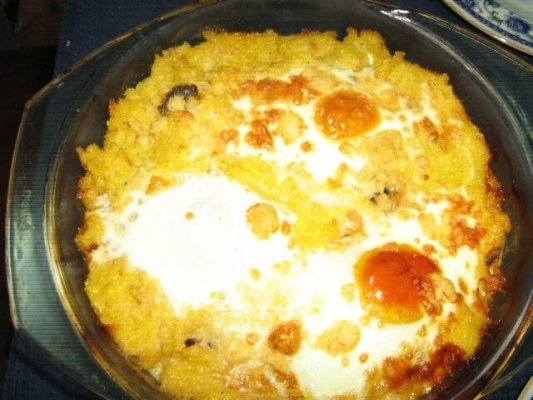 Taci si-nghite cu carnati