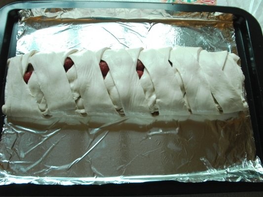 Strudel cu capsuna si mar caramelizat