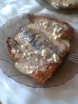 Peste cu sos de smantana