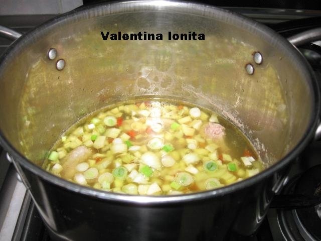 Bors de gaina cu loboda