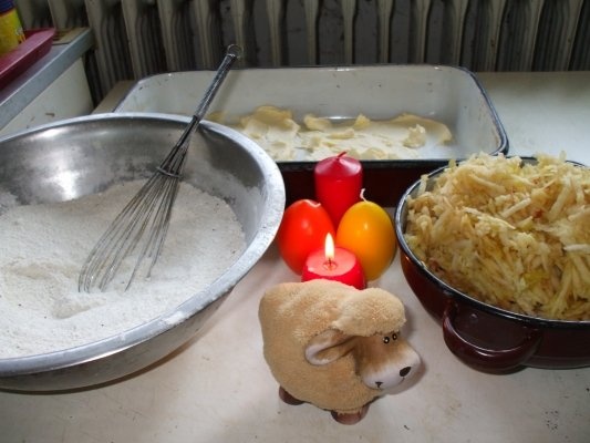 Prajitura rapida (simpla) cu mere fara aluat