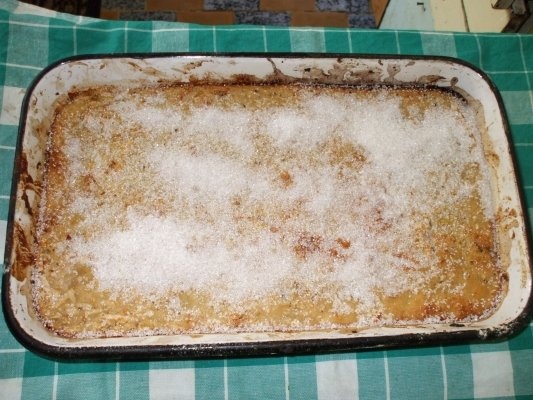 Prajitura rapida (simpla) cu mere fara aluat