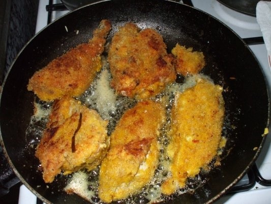 Pui pane cu morcov ras si garnitura