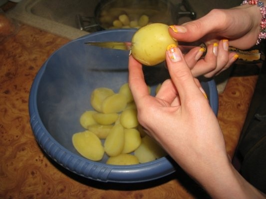 Cartofi noi crocanti la cuptor