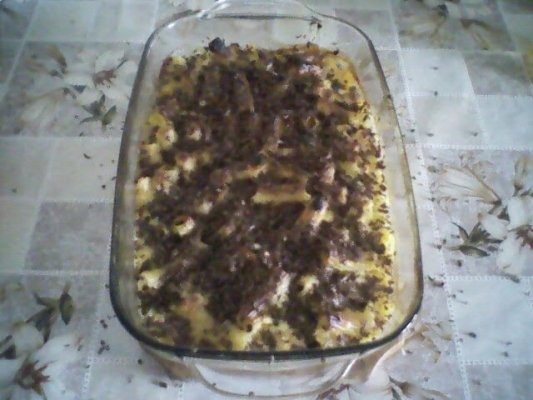 PASTE CU BRANZA SI CIOCOLATA