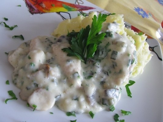 Curcan cu ciuperci si hrean