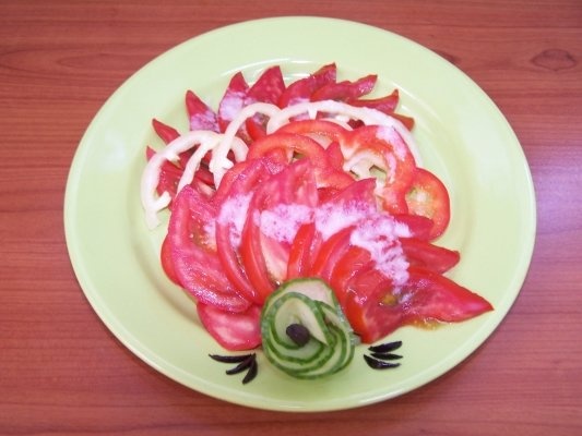 Salata de vara cu mujdei de usturoi