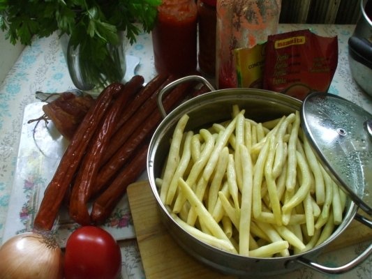 Fasole verde cu afumatura si cabanos