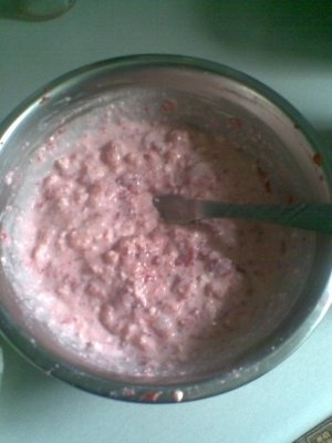 Clatite cu branza si capsuni