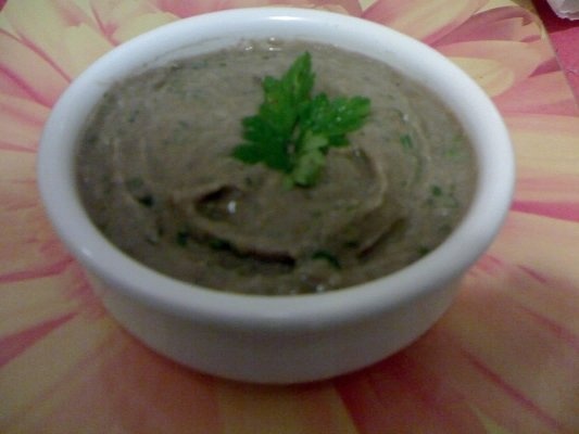 Salata de linte cu usturoi