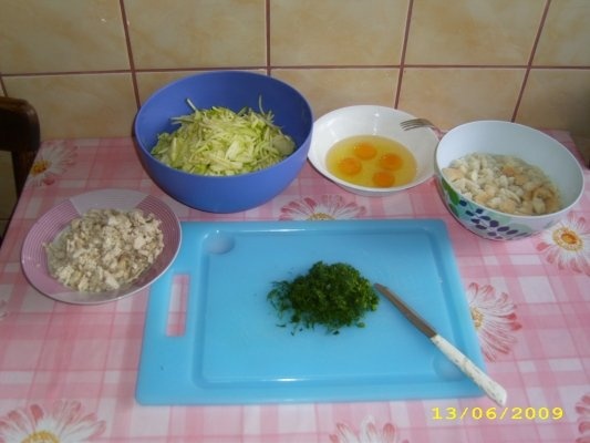 Budinca de dovlecei cu carne de pui