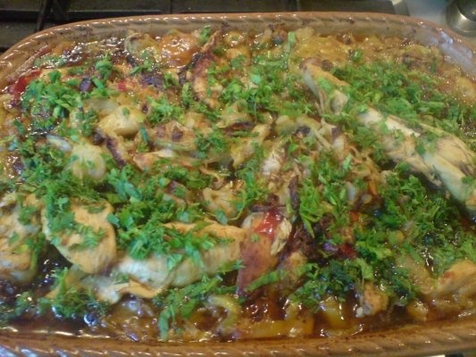 Piept de pui cu legume