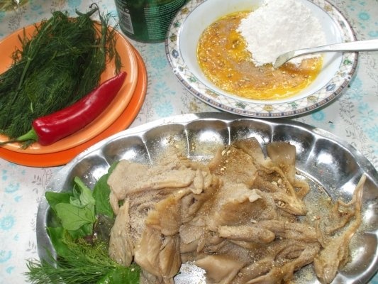 Ciuperci pleurotus pane cu sos