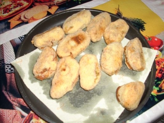 CROCHETE CU CIUPERCI