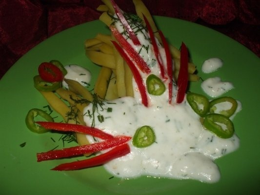 Fasole verde cu sos de usturoi