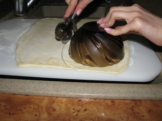 Placintele cu ciuperci si tarhon