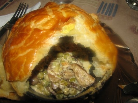 Placintele cu ciuperci si tarhon