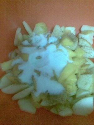 TARTA CU MERE SI MANGO