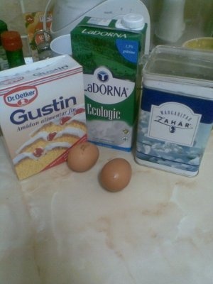 TARTA CU MERE SI MANGO