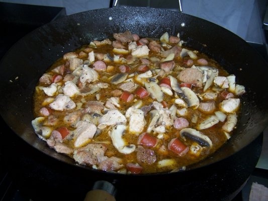 Tigaie picanta cu mamaliguta ( senzatii gustative!!!)