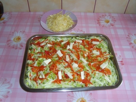 Dovlecei cu cartofi la cuptor